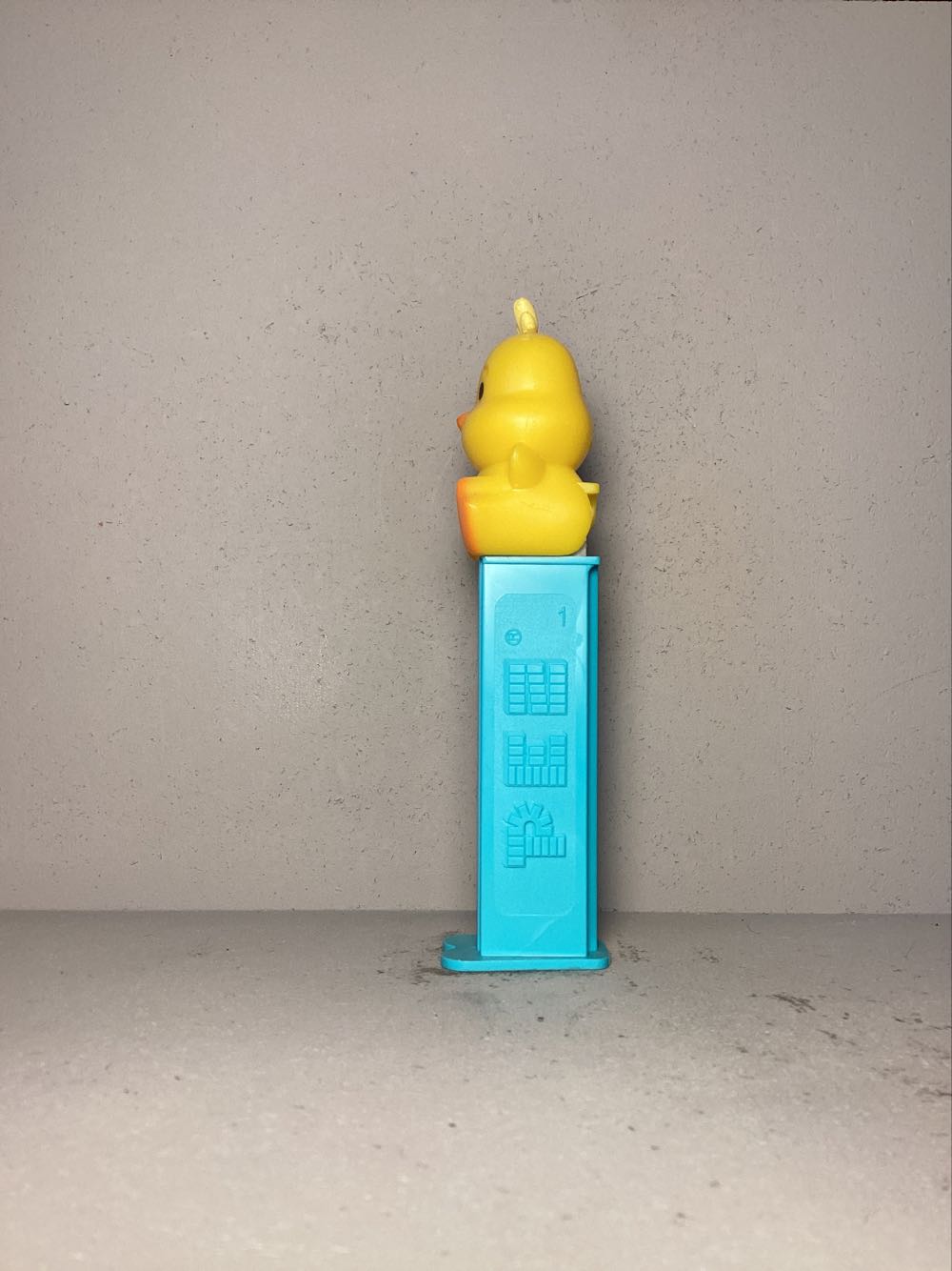 Easter -  Duck B  Full Body - Holiday pez collectible - Main Image 4