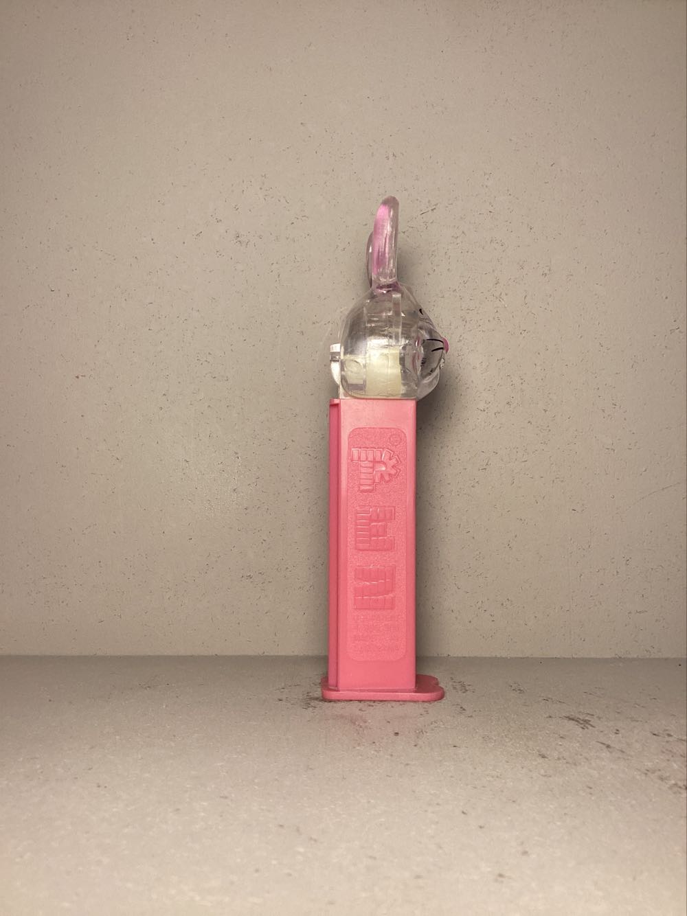 Easter- Easter Bunny E - Holiday pez collectible - Main Image 2