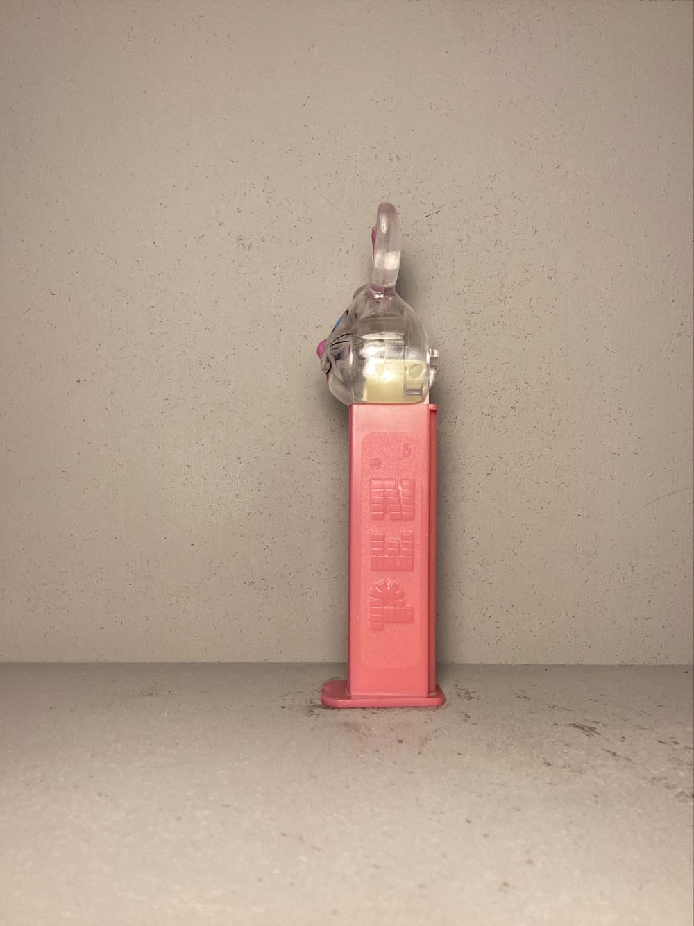 Easter- Easter Bunny E - Holiday pez collectible - Main Image 4