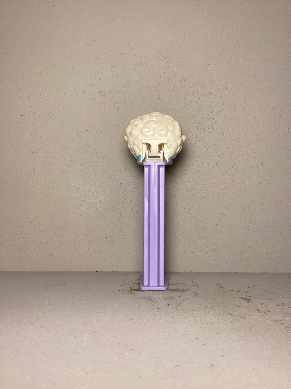 Sheila The Sheep - Easter pez collectible - Main Image 3