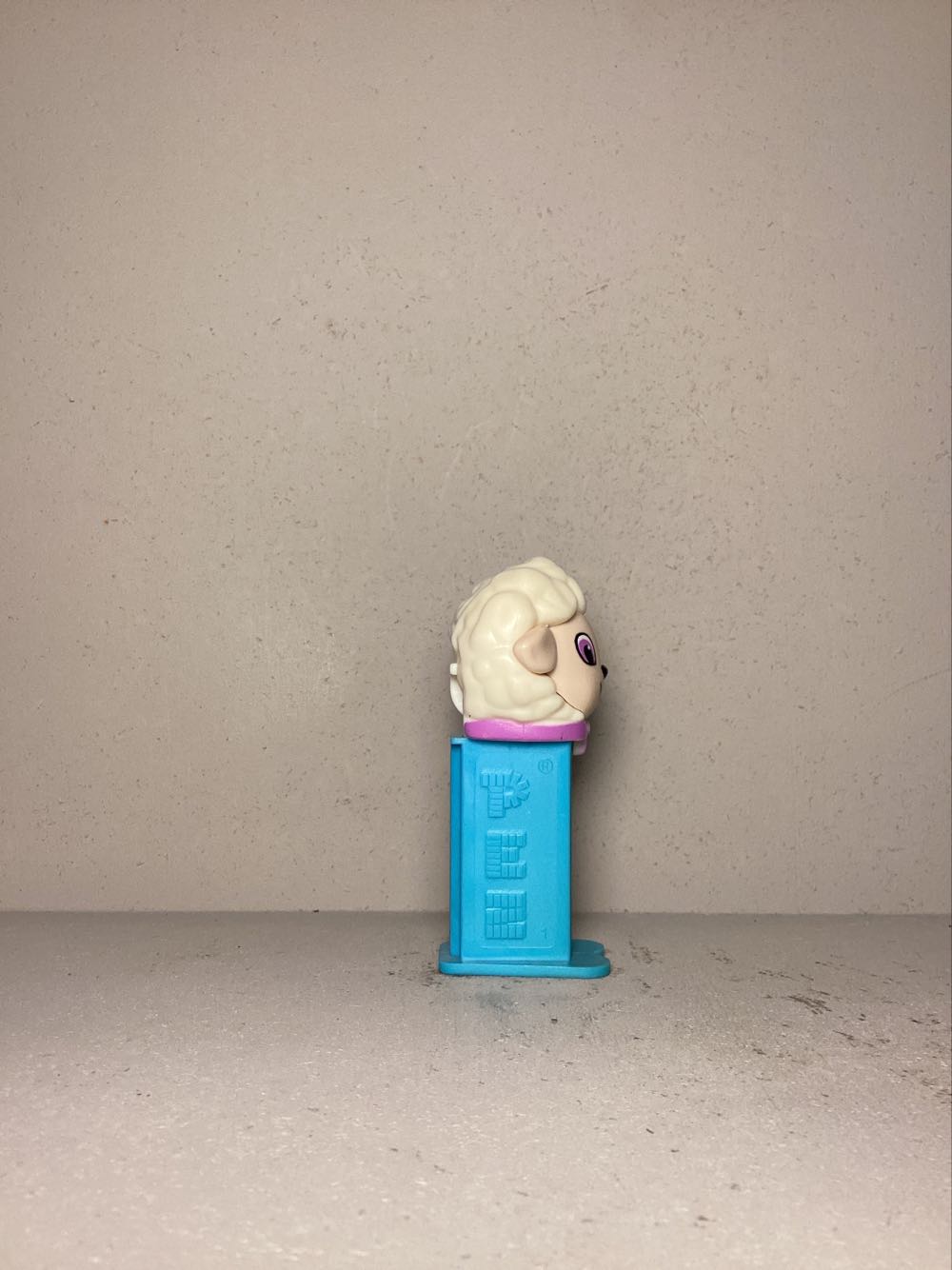 Easter- Lamb E - Holiday pez collectible - Main Image 2
