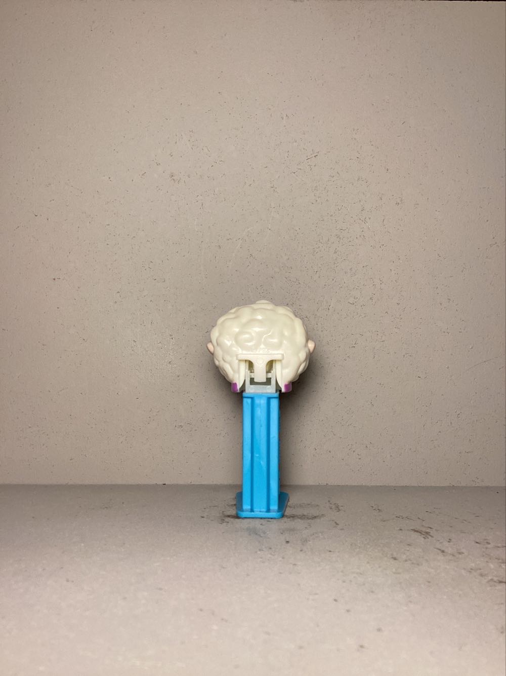 Easter- Lamb E - Holiday pez collectible - Main Image 3