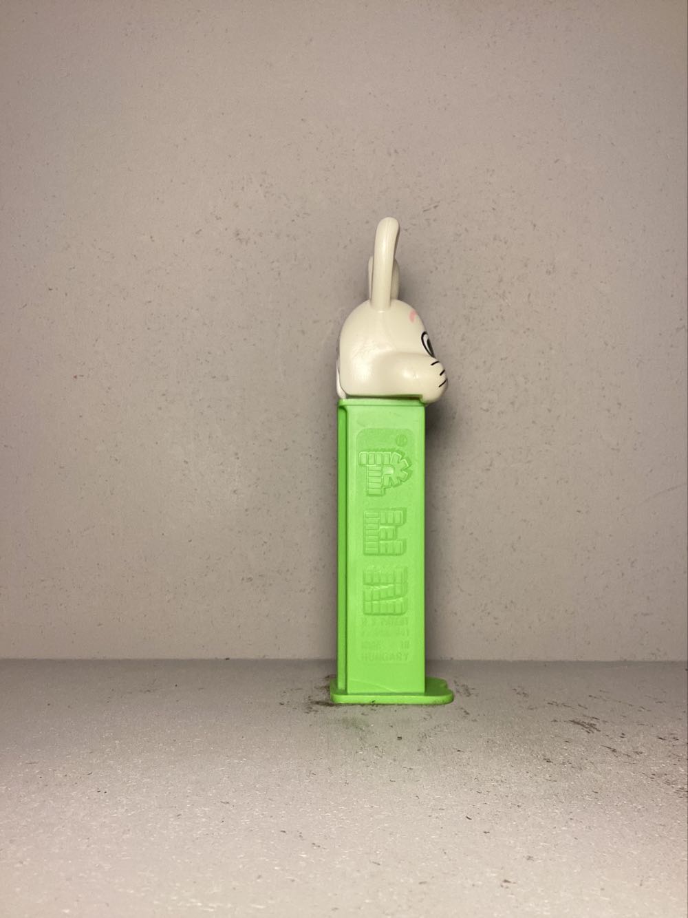 Easter- Floppy Ear Bunny Rabbit A - Holiday pez collectible - Main Image 2