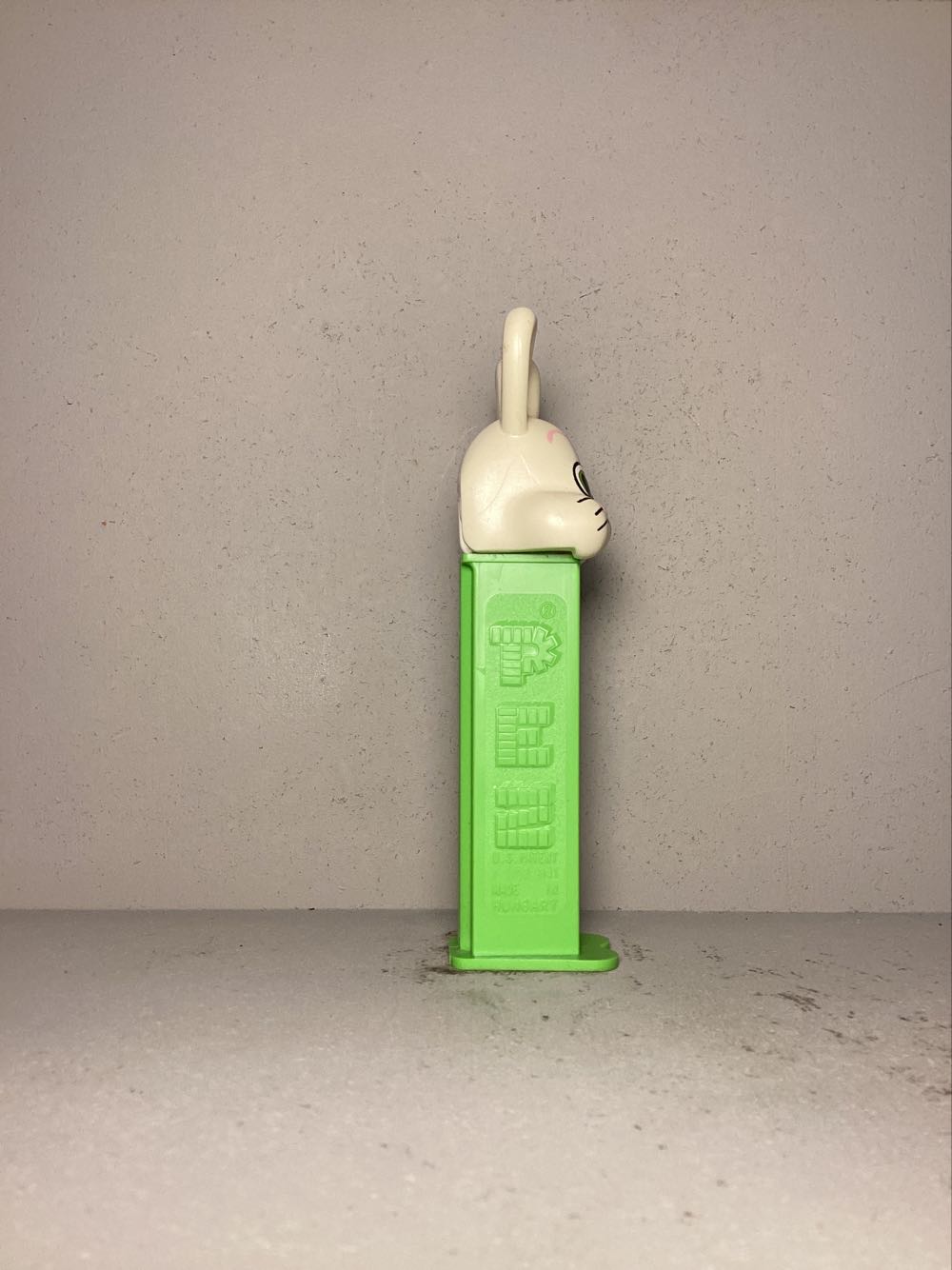 Easter- Floppy Ear Bunny Rabbit A - Holiday pez collectible - Main Image 2