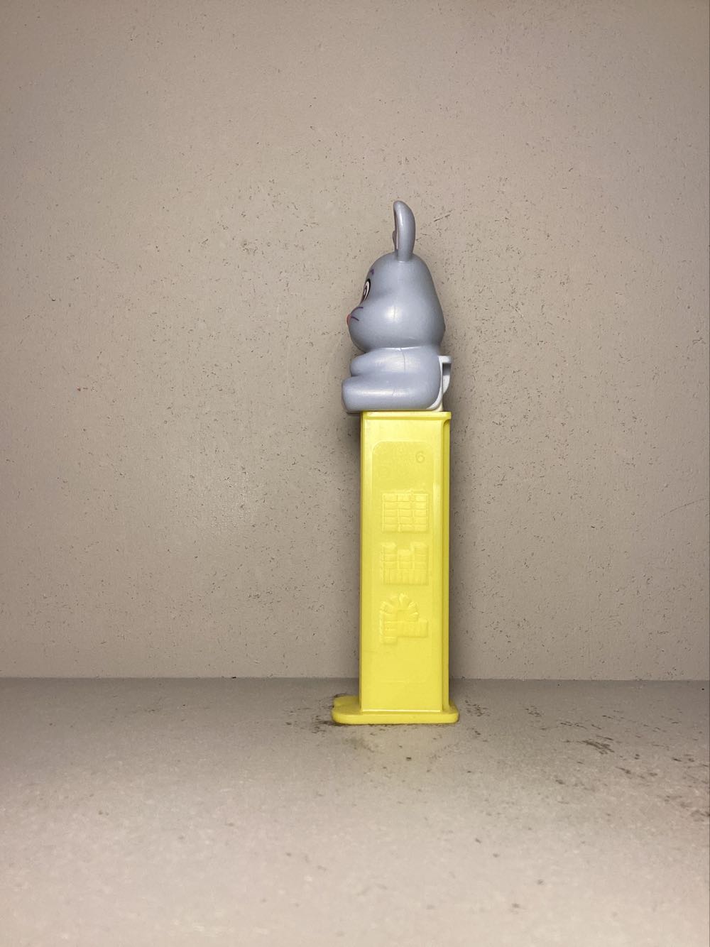 Easter- Easter Bunny G, Sitting Legs Forward - Holiday pez collectible - Main Image 4