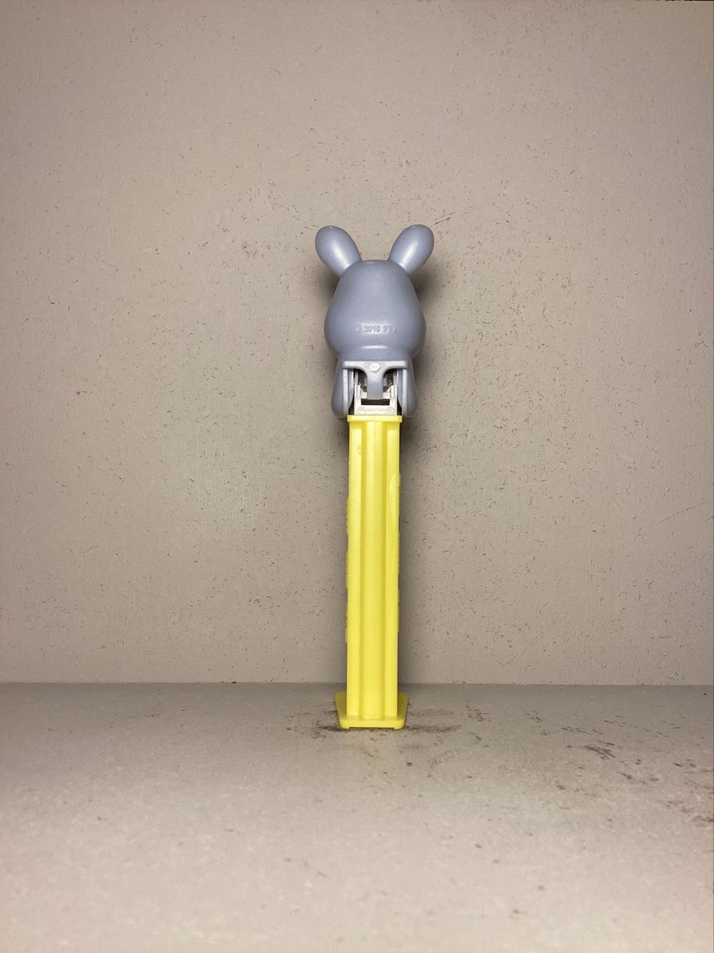 Easter- Easter Bunny G, Sitting Legs Forward - Holiday pez collectible - Main Image 3