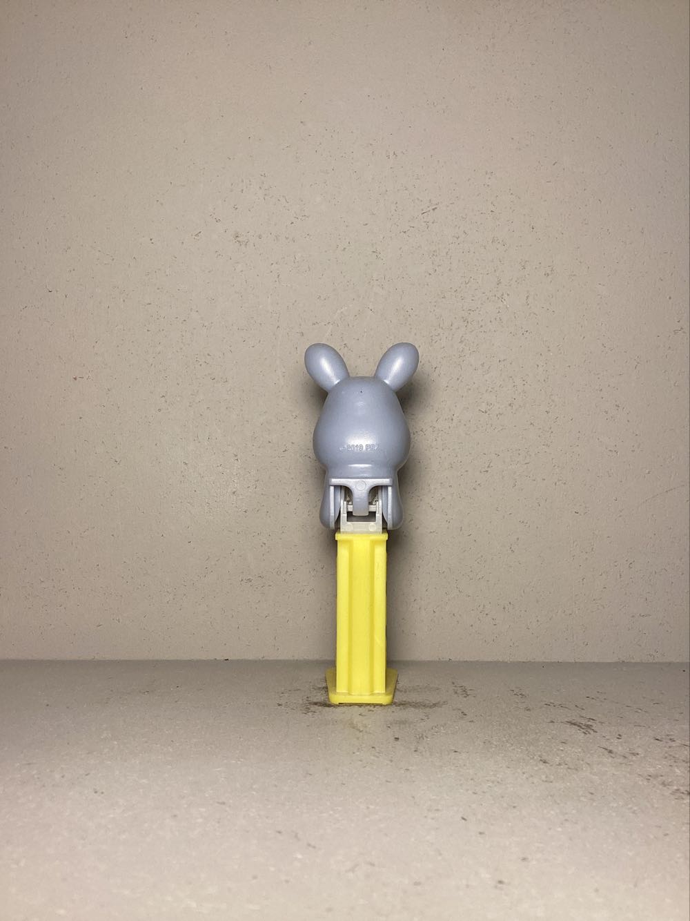 Easter- Easter Bunny G, Sitting Legs Forward - Holiday pez collectible - Main Image 3