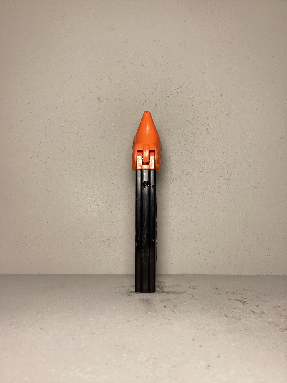 Halloween- Witch A, Whitch on Stem - Holiday pez collectible - Main Image 3