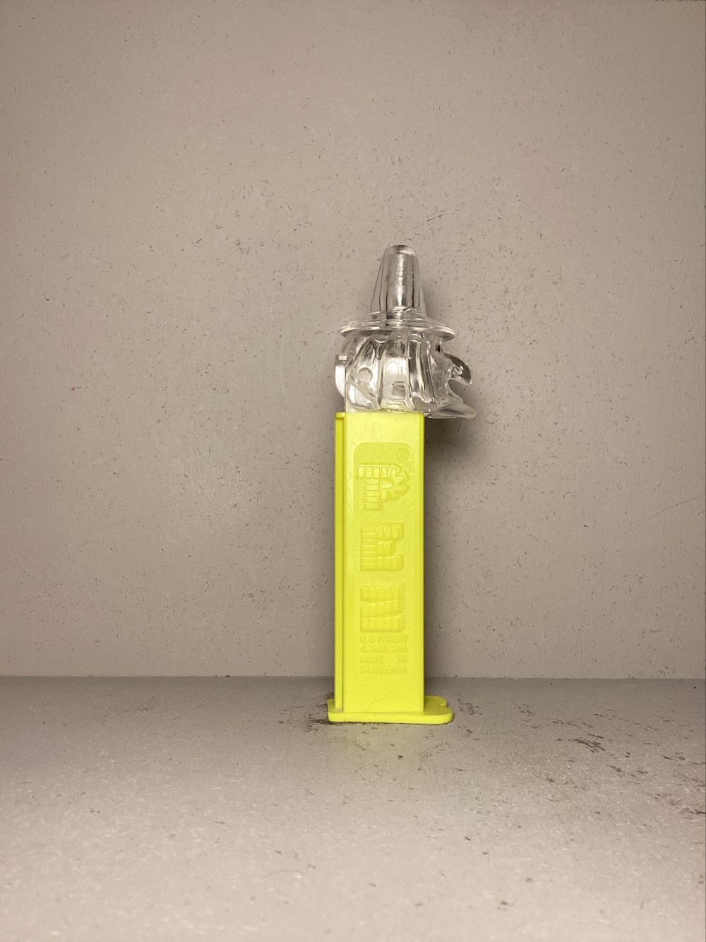 Halloween- Witch D - Holiday pez collectible - Main Image 2