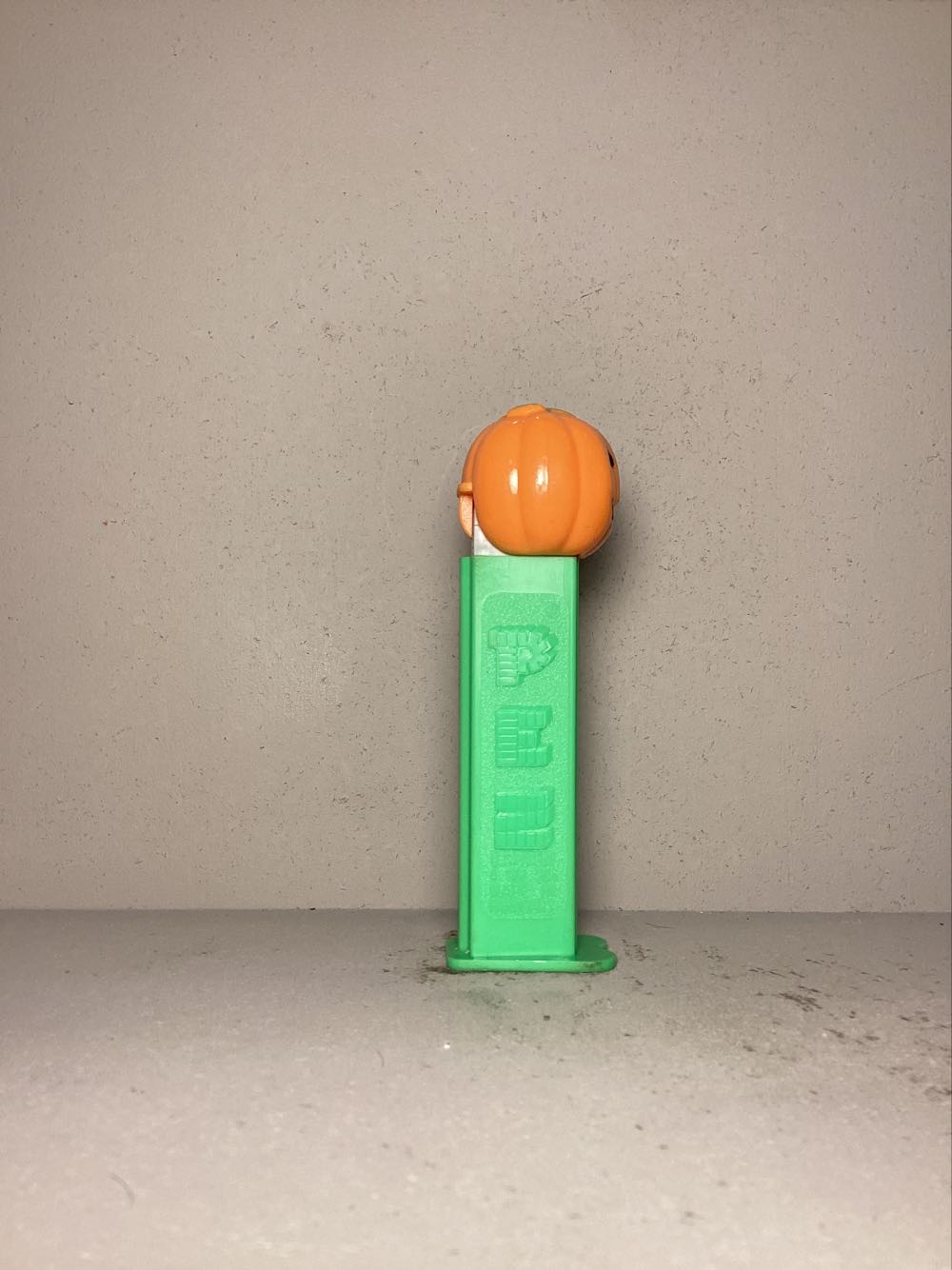 Halloween- Pumpkin B - Holiday pez collectible - Main Image 2