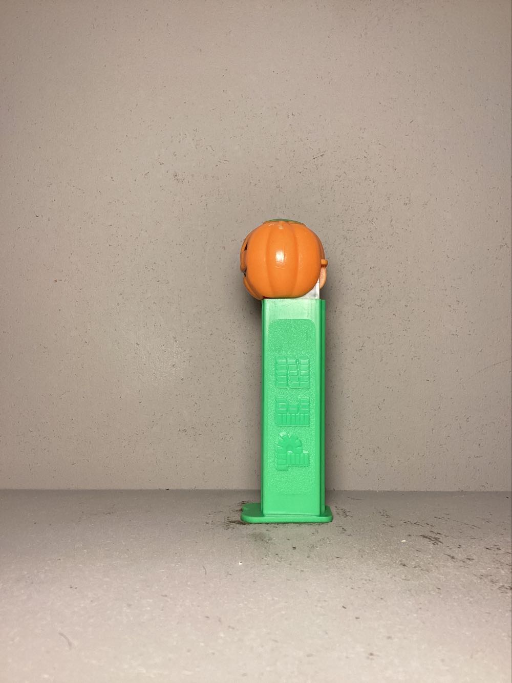 Halloween- Pumpkin B - Holiday pez collectible - Main Image 4