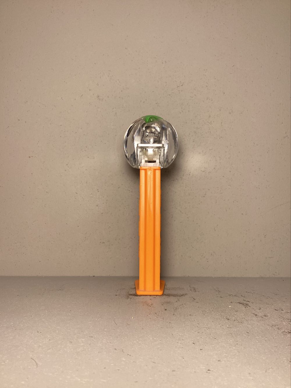 Halloween- Pumpkin C - Holiday pez collectible - Main Image 3