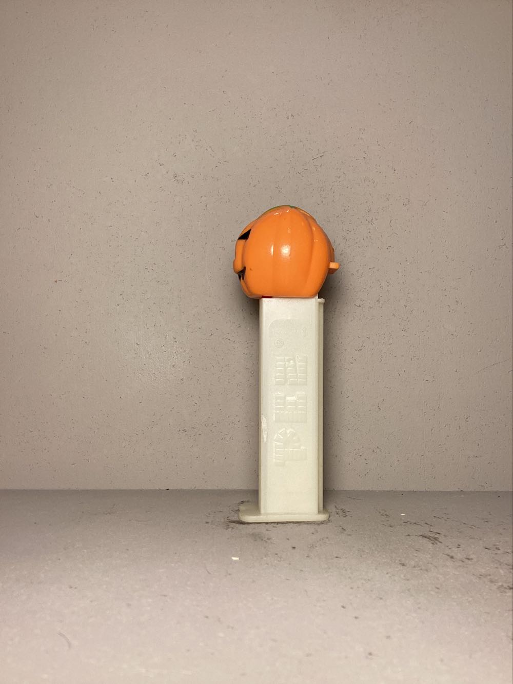 Halloween- Pumpkin C - Holiday pez collectible - Main Image 4