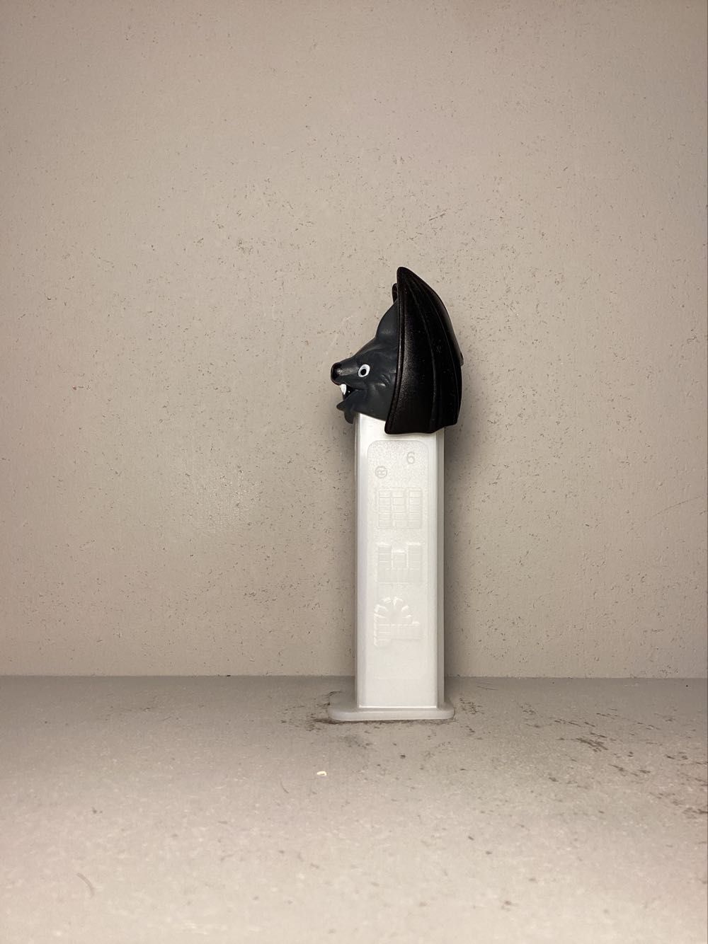 Halloween- Bat A - Holiday pez collectible - Main Image 4