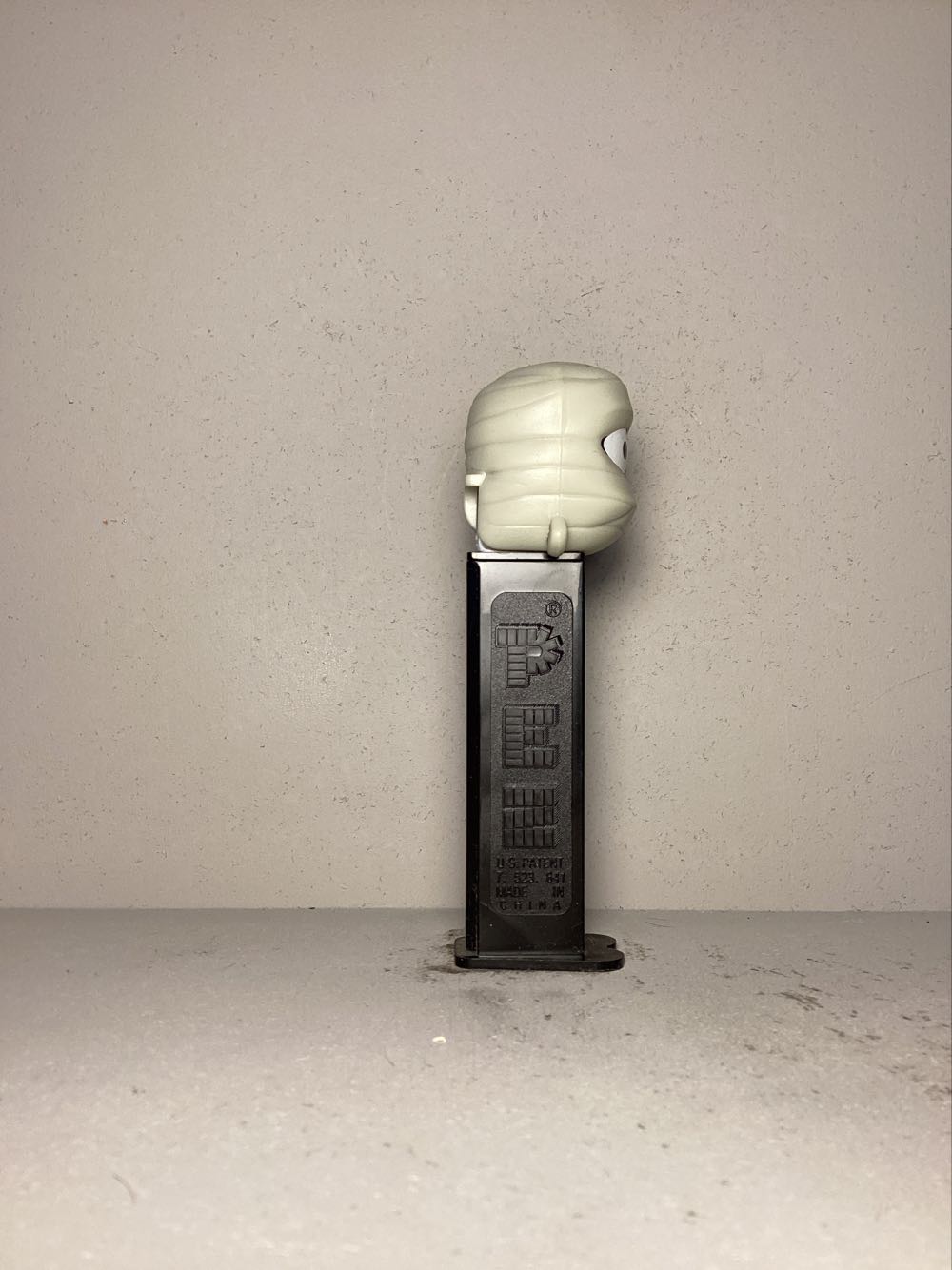 Halloween- Mummy B - Holiday pez collectible - Main Image 2