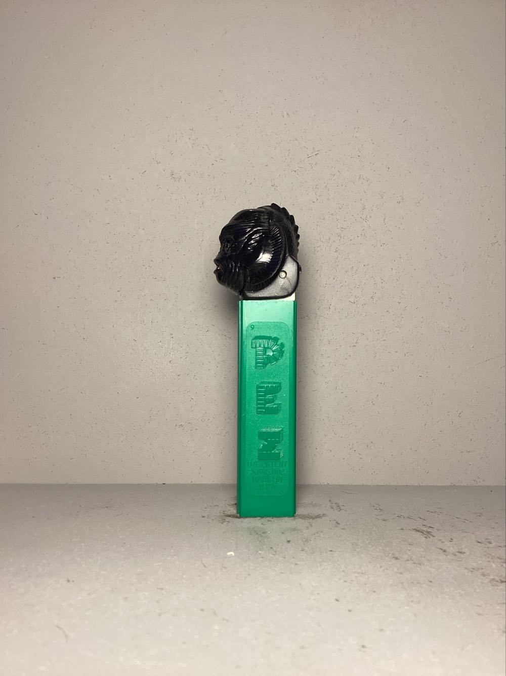 Halloween- Fishman - Holiday pez collectible - Main Image 4