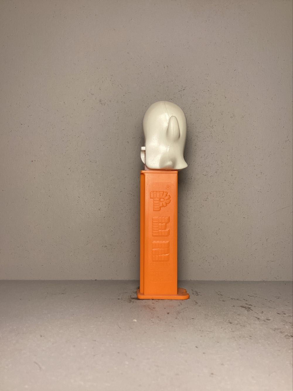 Halloween- Ghost - Holiday pez collectible - Main Image 2