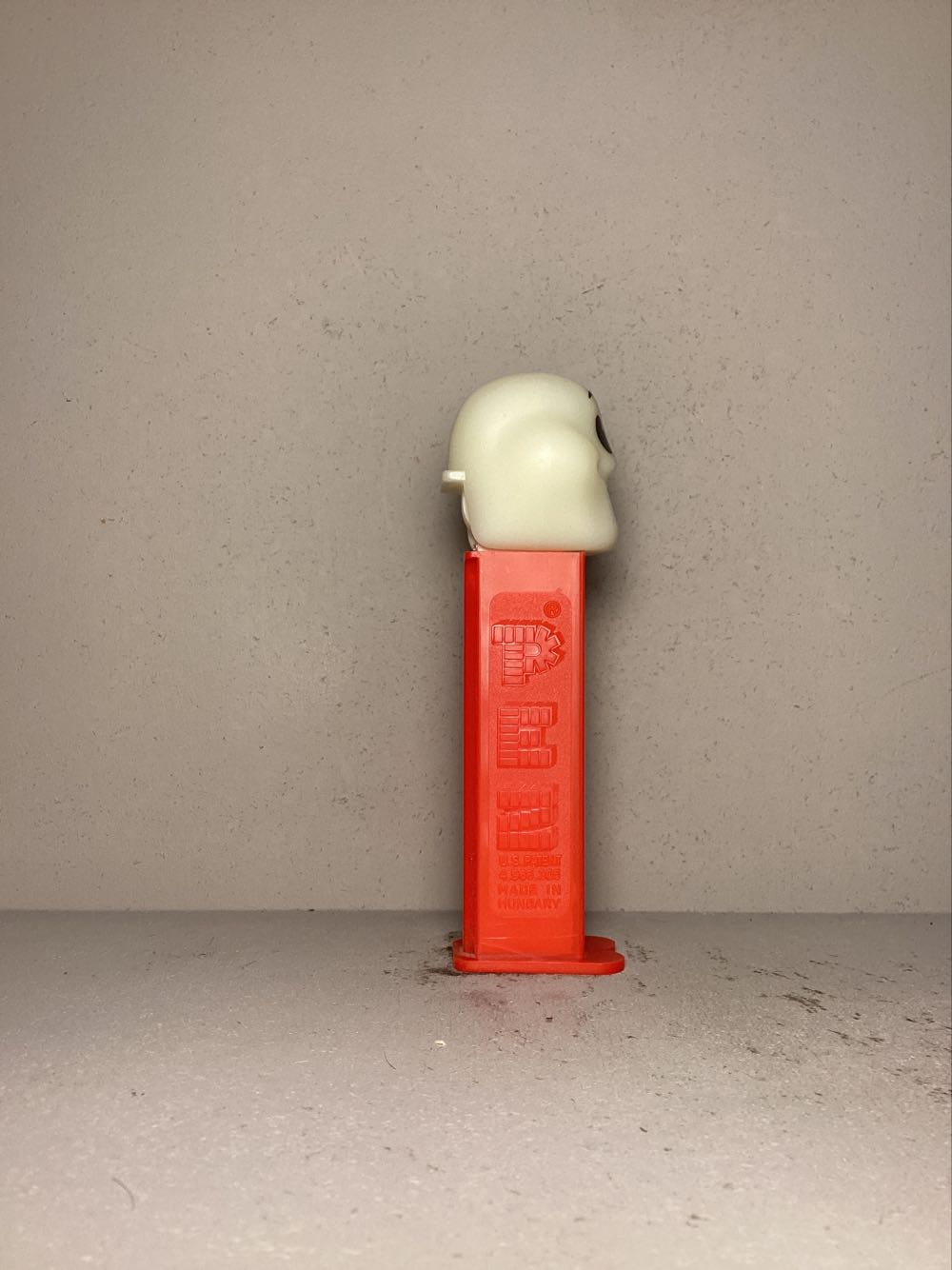 Halloween- Ghost, Happy Henry - Holiday pez collectible - Main Image 2