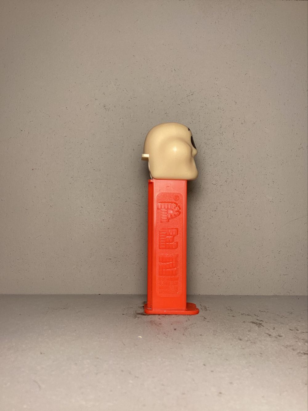 Halloween- Ghost, Happy Henry - Holiday pez collectible - Main Image 2