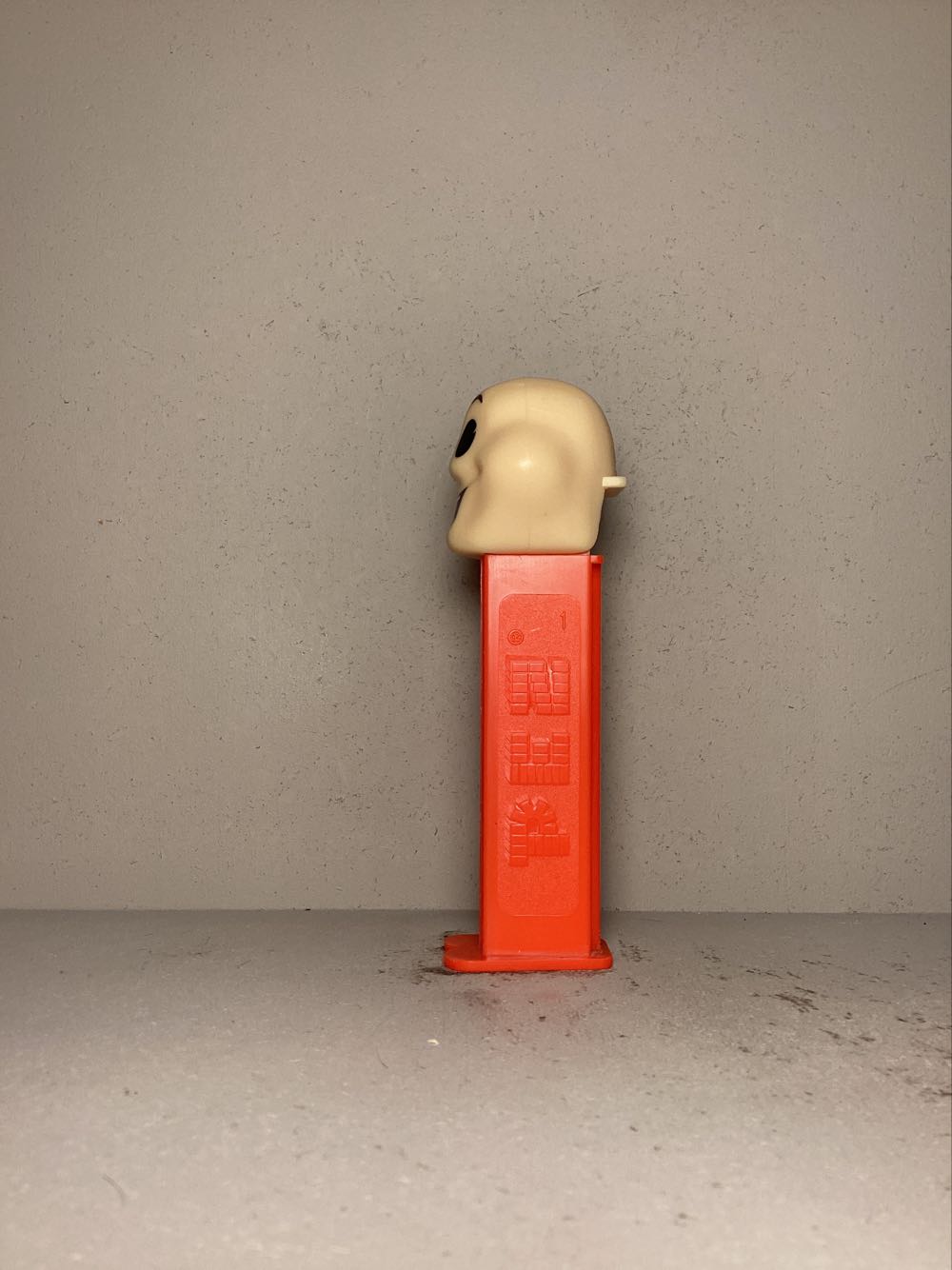 Halloween- Ghost, Happy Henry - Holiday pez collectible - Main Image 4