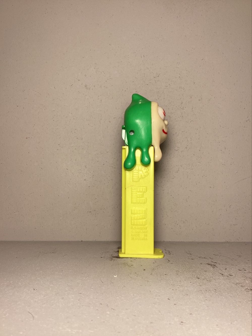 Halloween- Ghost, Slimy Sid - Holiday pez collectible - Main Image 2