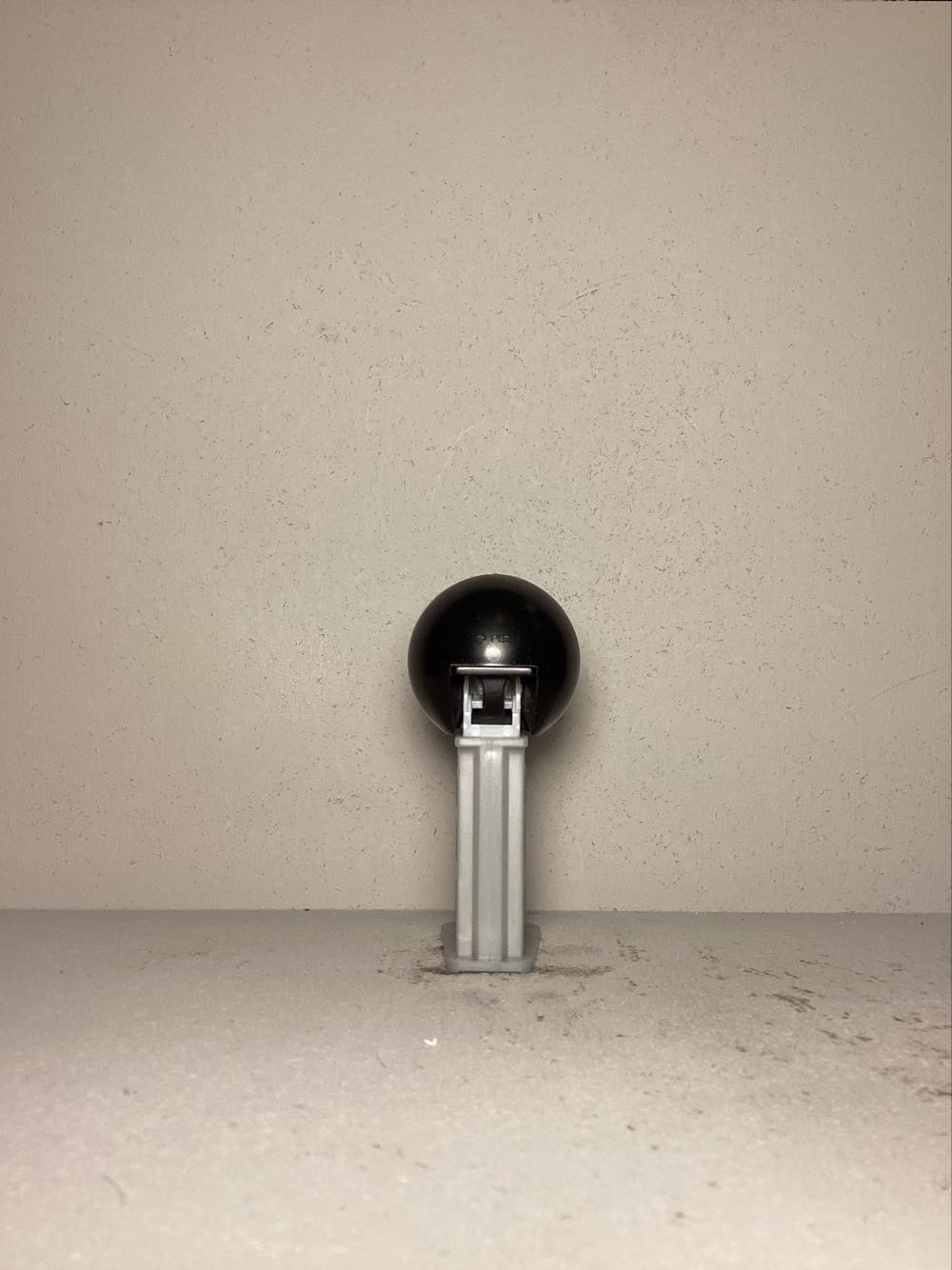 Halloween- Ball - Holiday pez collectible - Main Image 3