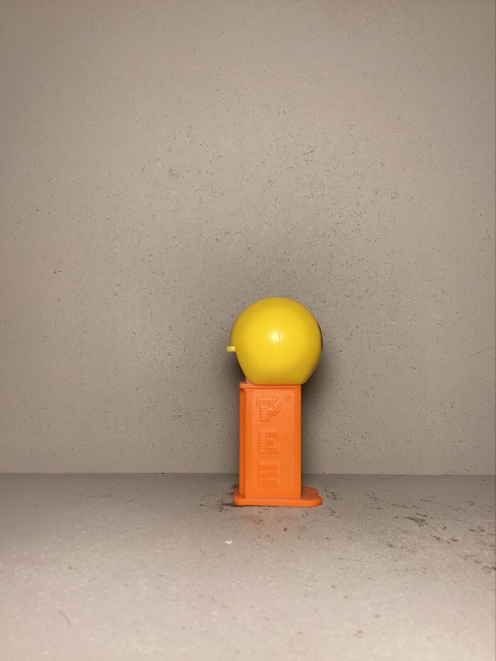 Halloween- Ball - Holiday pez collectible - Main Image 2