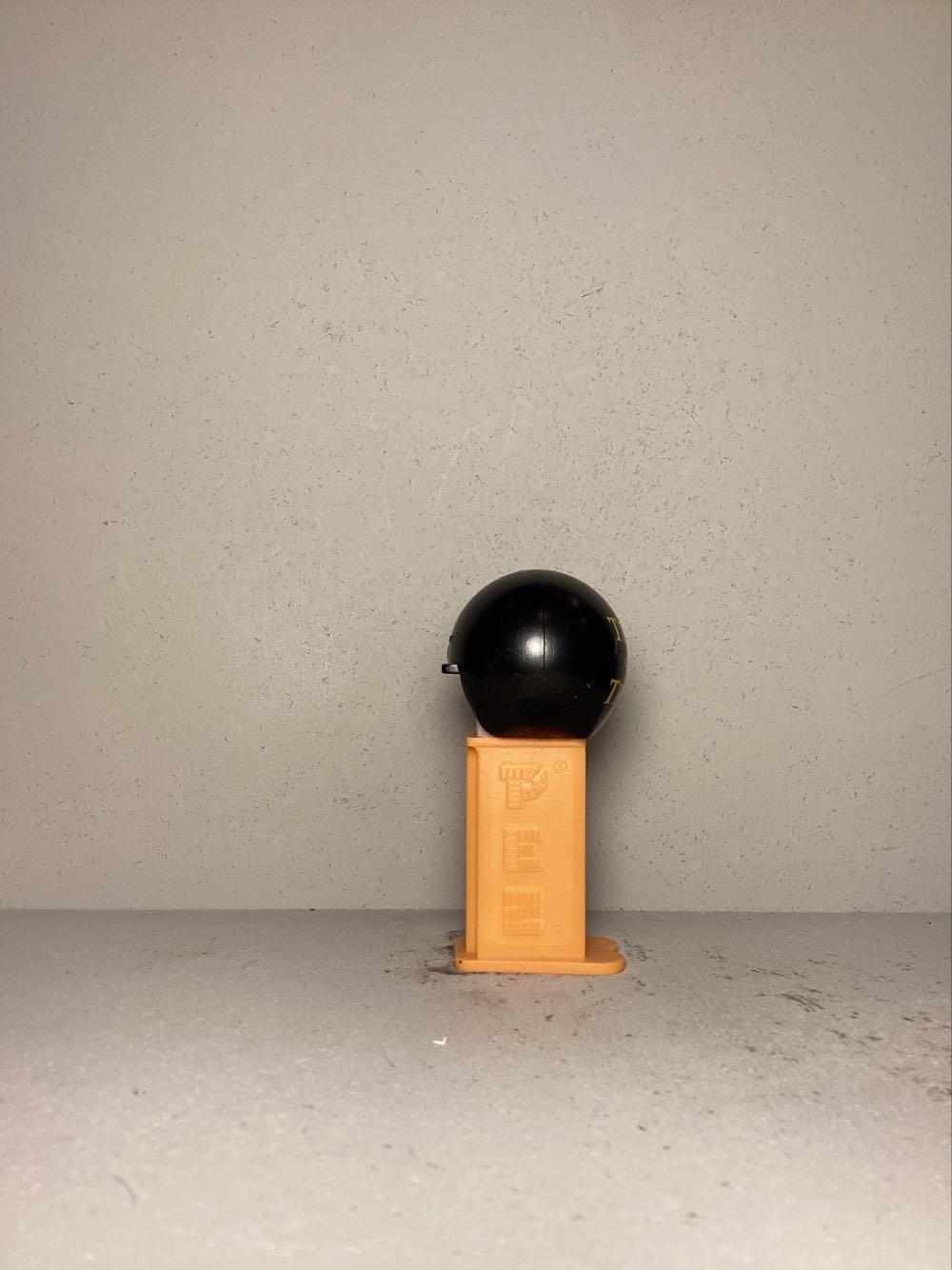 Halloween- Ball - Holiday pez collectible - Main Image 2