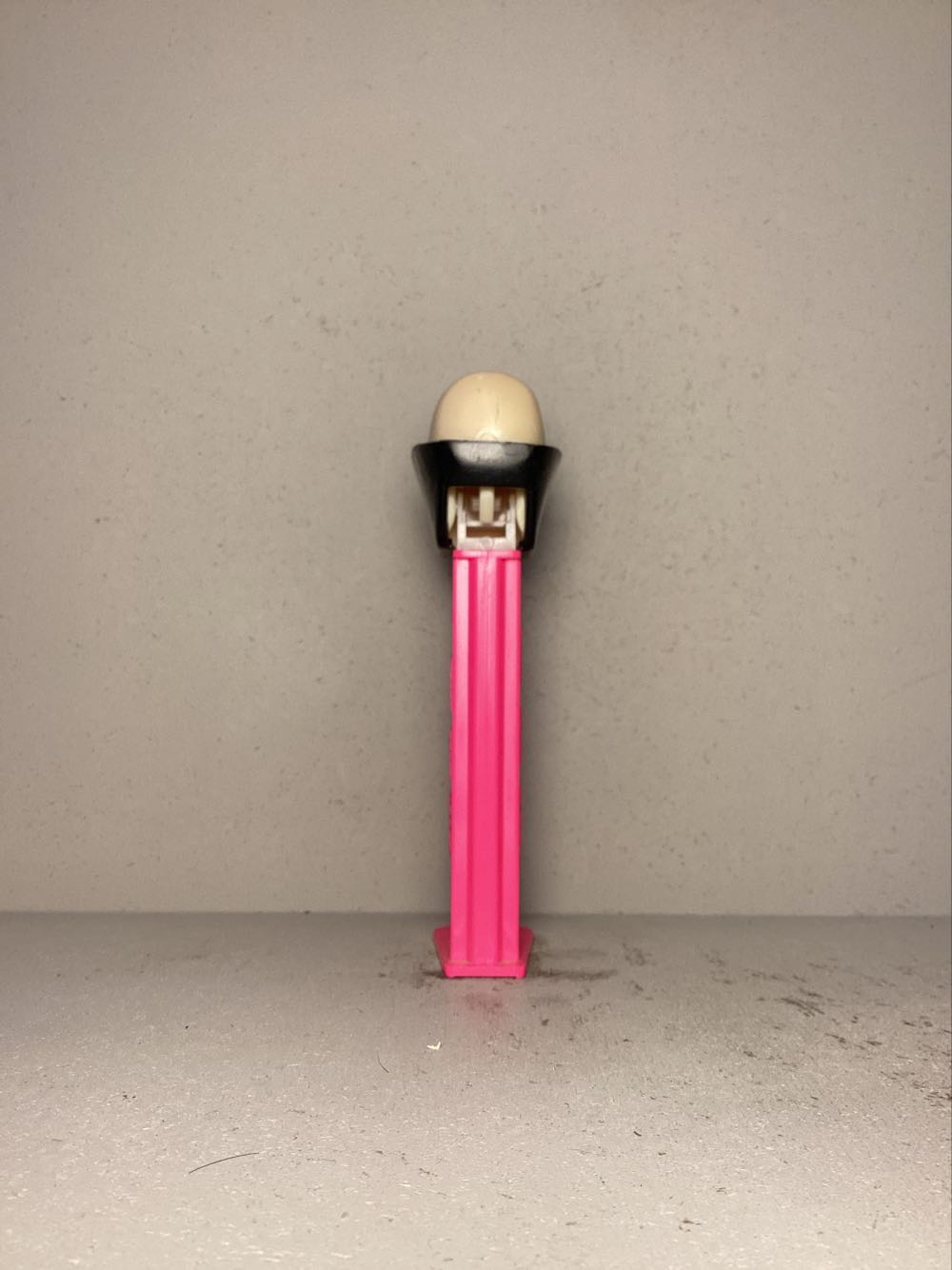 Halloween- Skull B - Holiday pez collectible - Main Image 3