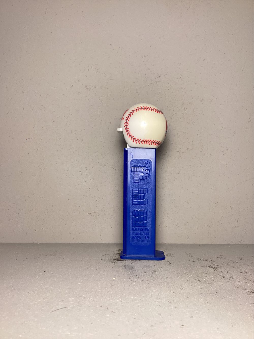 Baseball- MLB Chicago Cubs Baseball - Sports pez collectible - Main Image 2