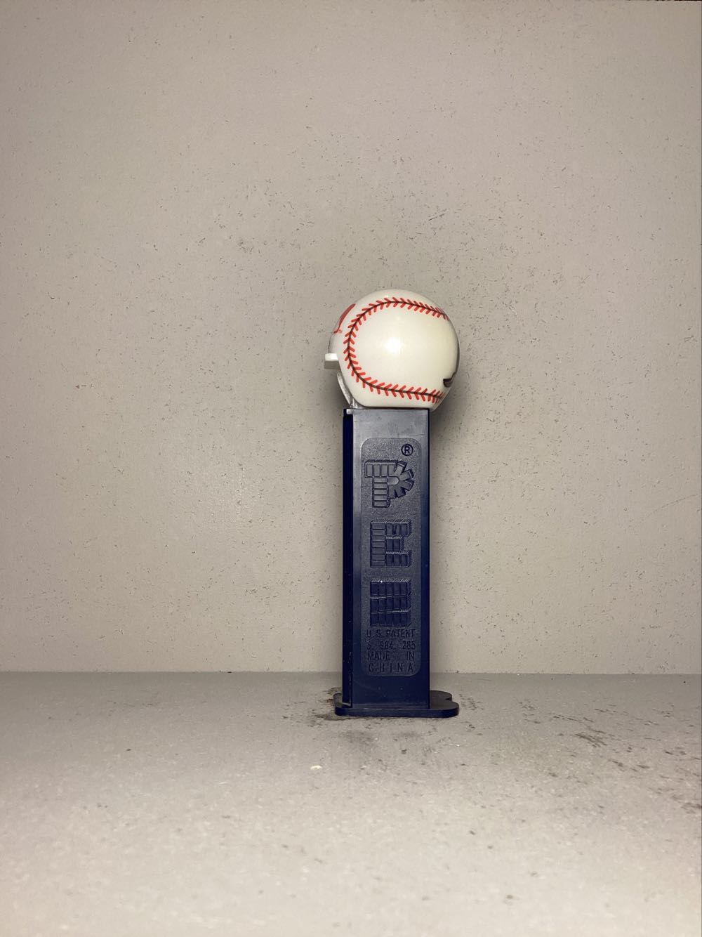 Baseball- MLB New York Yankees- 27 World Champions Baseball - Sports pez collectible - Main Image 2