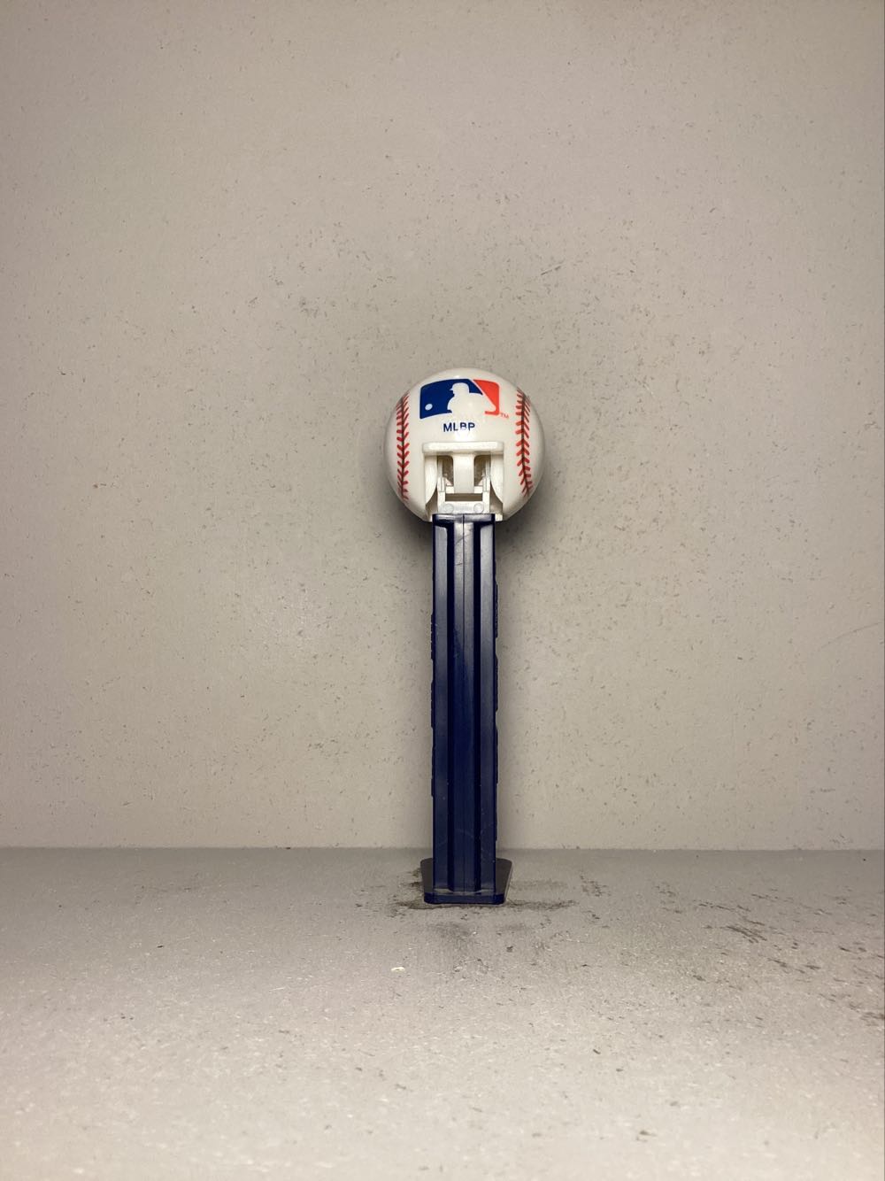 Baseball- MLB New York Yankees- 27 World Champions Baseball - Sports pez collectible - Main Image 3