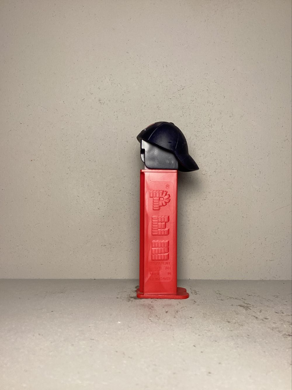 Baseball- MLB Baseball Caps - Sports pez collectible - Main Image 2