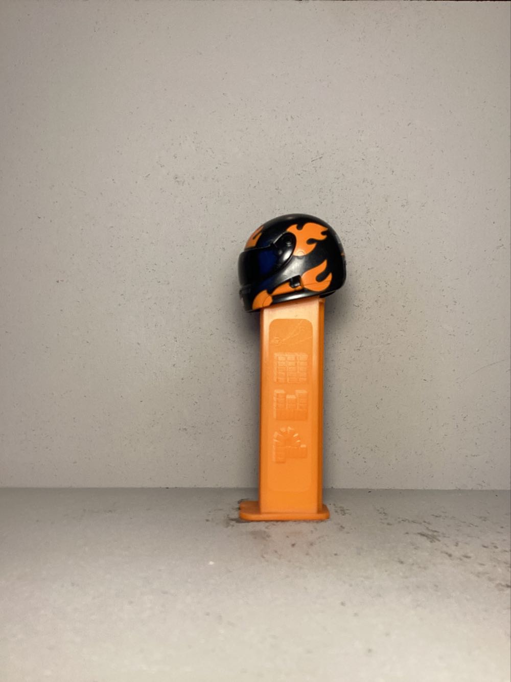 Nascar- Helmets - Sports pez collectible - Main Image 4