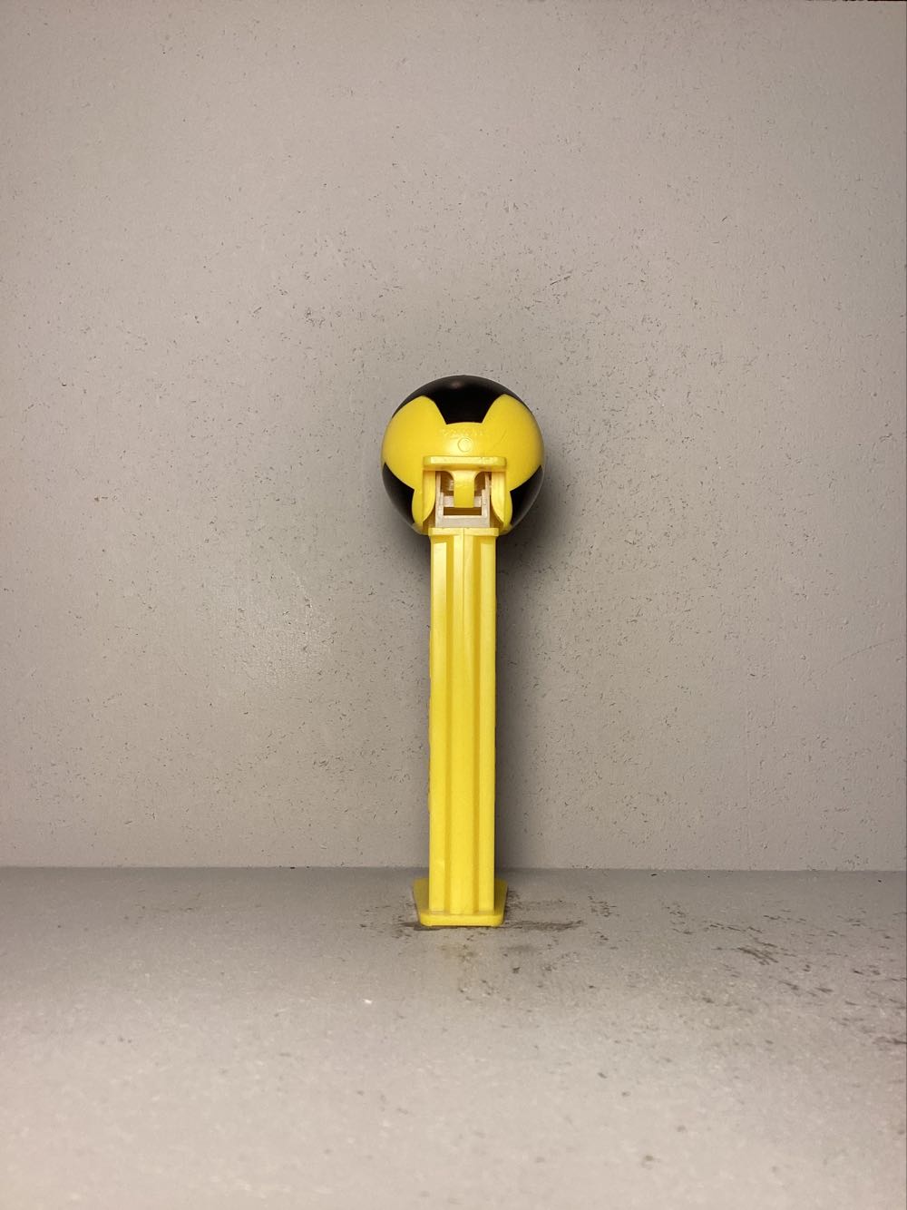 Soccer- Football Club (European Soccer- German) - Sports pez collectible - Main Image 3