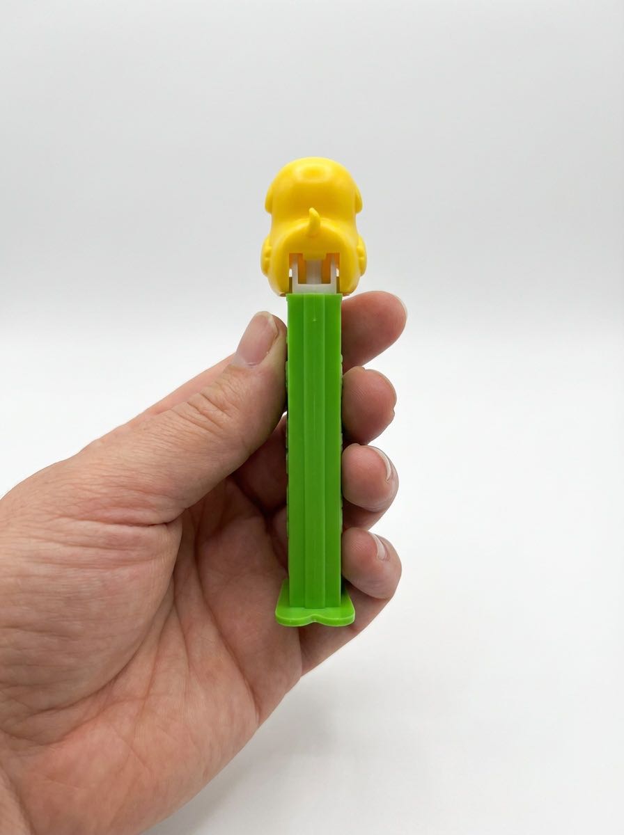 Pikachu Happy Holidays (Winking, Santa Hat) - Pokémon / Christmas / Holiday pez collectible - Main Image 2