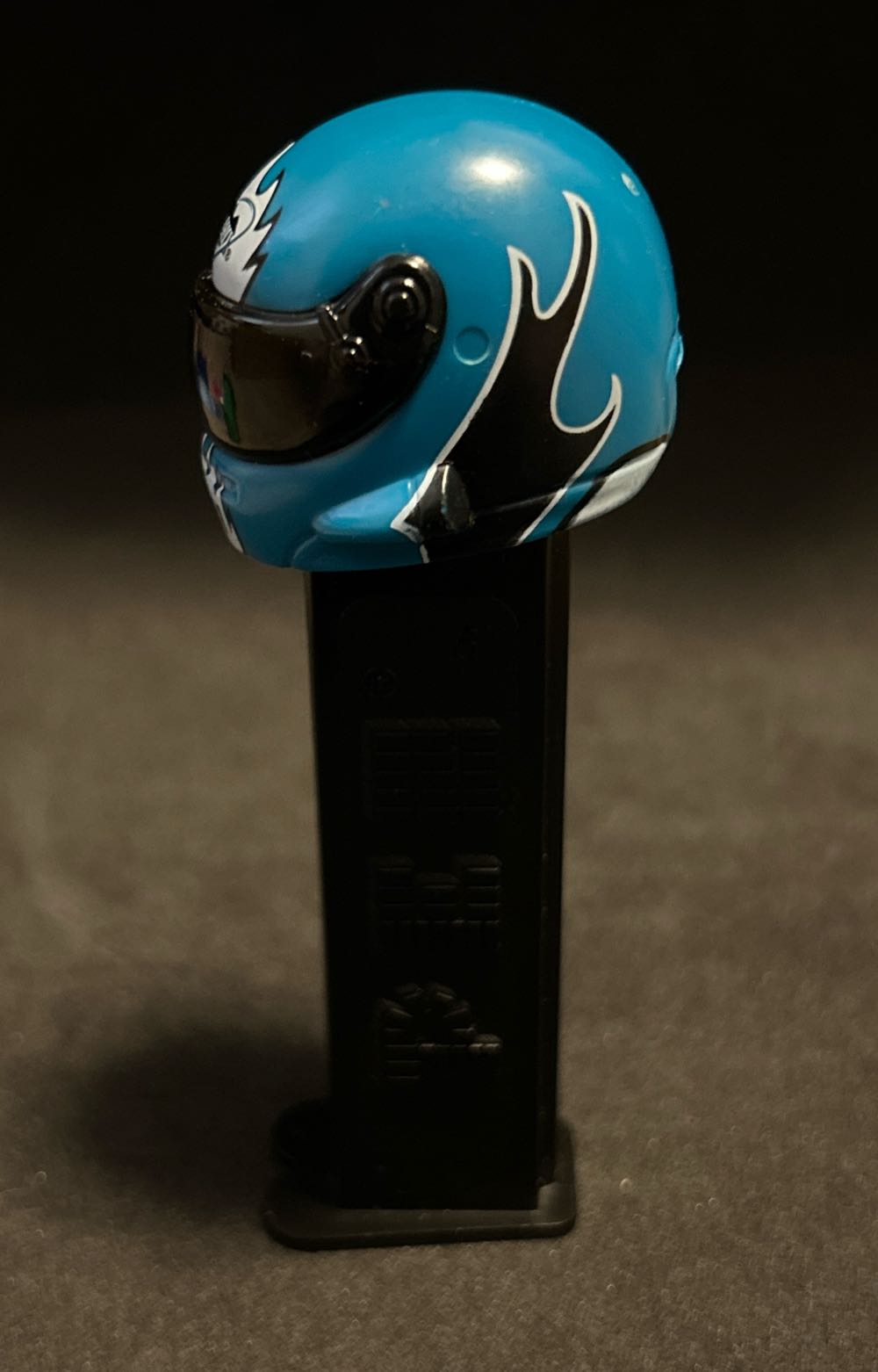 Nascar Helmet - Phoenix  pez collectible - Main Image 2