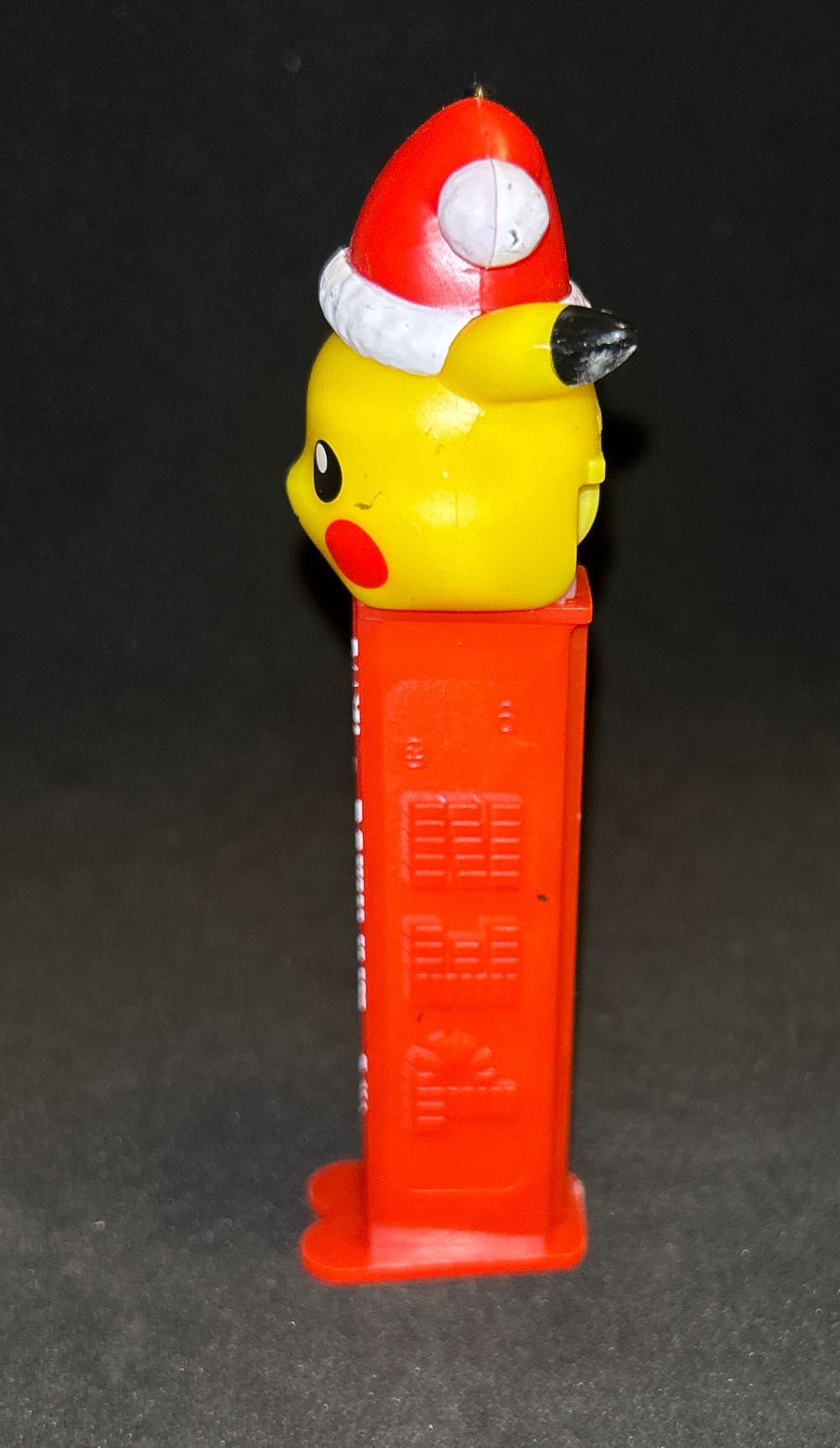 Pikachu w/Santa Hat (Red) - Pokemon pez collectible [Barcode 073621325135] - Main Image 2