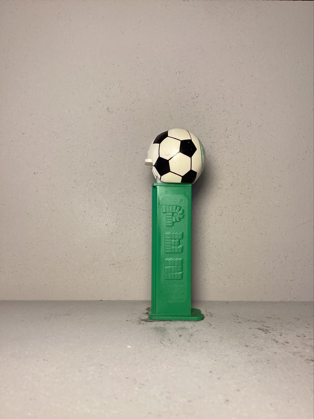 Soccer- Football Club (European Soccer- UK) - Sports pez collectible - Main Image 2