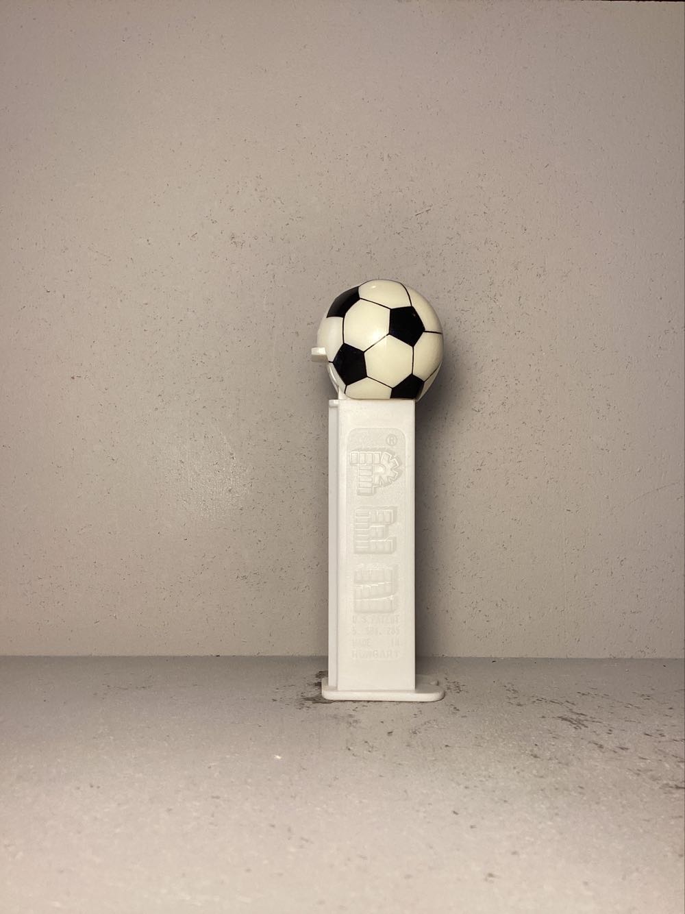Soccer- Miscellaneous- Soccer - Sports pez collectible - Main Image 2