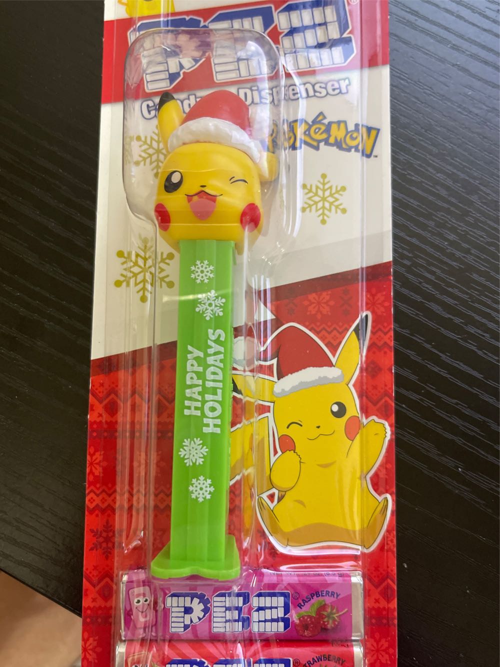 Christmas Pikachu - Christmas pez collectible [Barcode 073621032217] - Main Image 2
