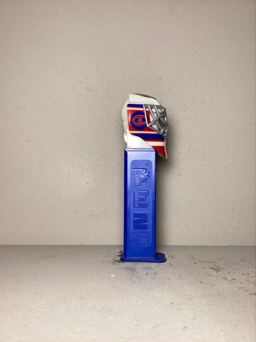 Hockey- NHL Hockey Team Masks - Sports pez collectible - Main Image 2