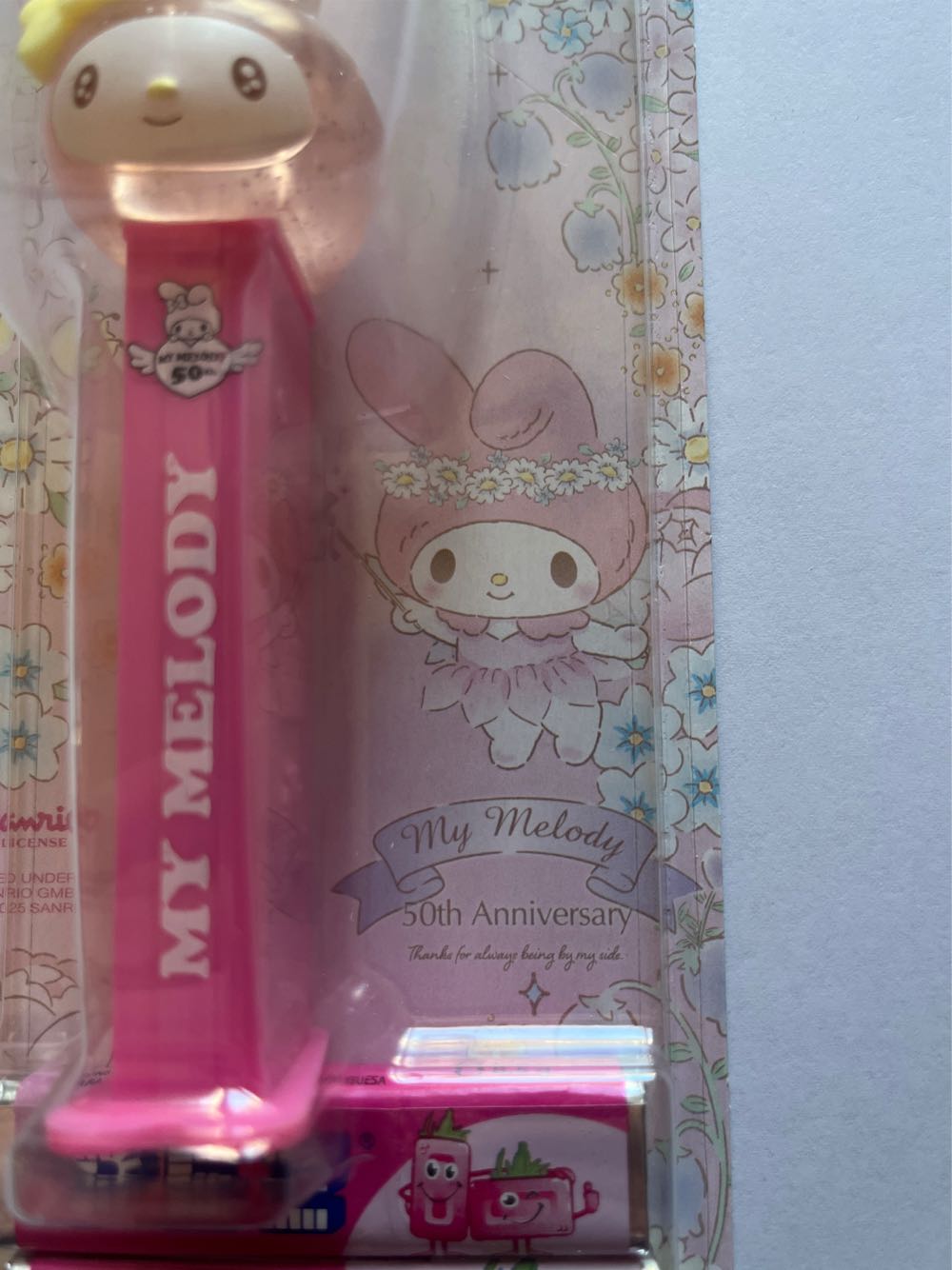 My Melody 50th Anniversary - Hello Kitty pez collectible - Main Image 4
