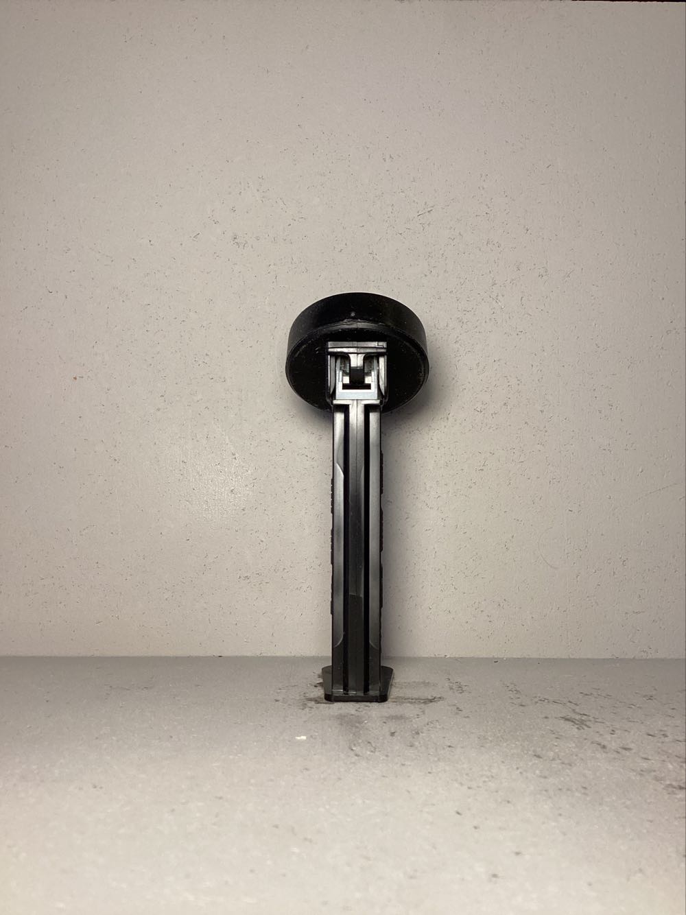 Hockey- Miscellaneous Pucks - Sports pez collectible - Main Image 3