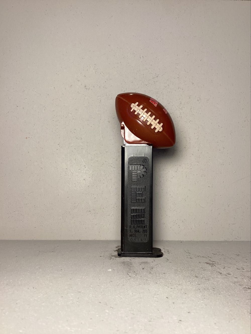 Football- NCAA College Football - Sports pez collectible - Main Image 2