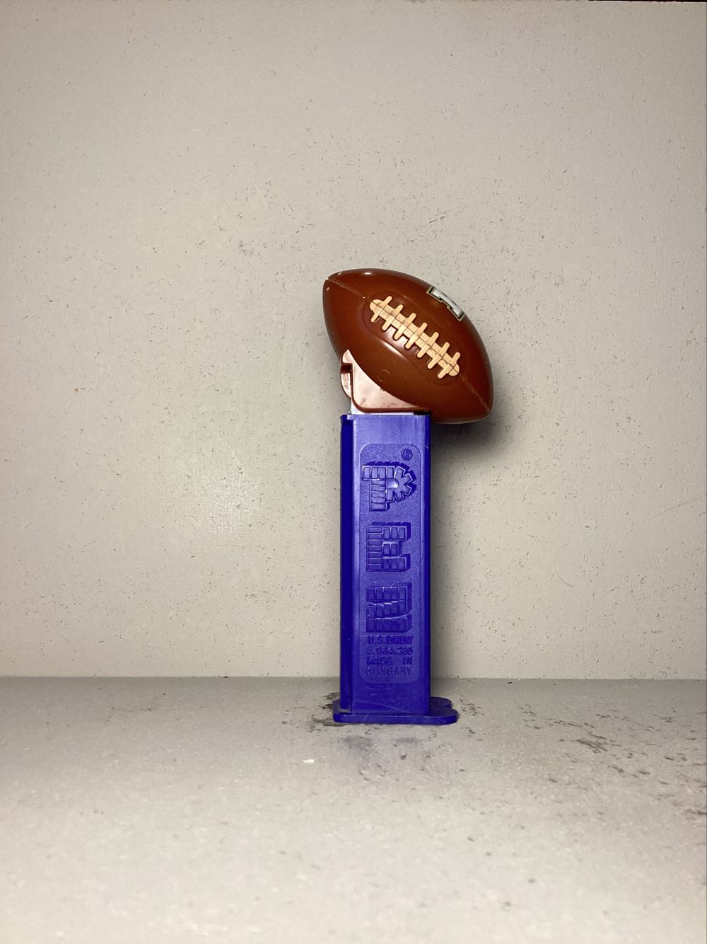 Football- NCAA College Football - Sports pez collectible - Main Image 2