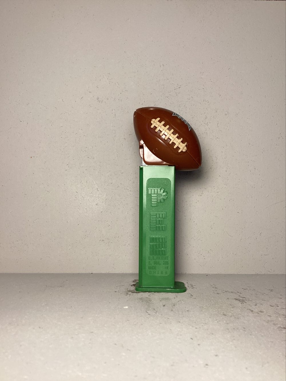 Football- NCAA College Football - Sports pez collectible - Main Image 2