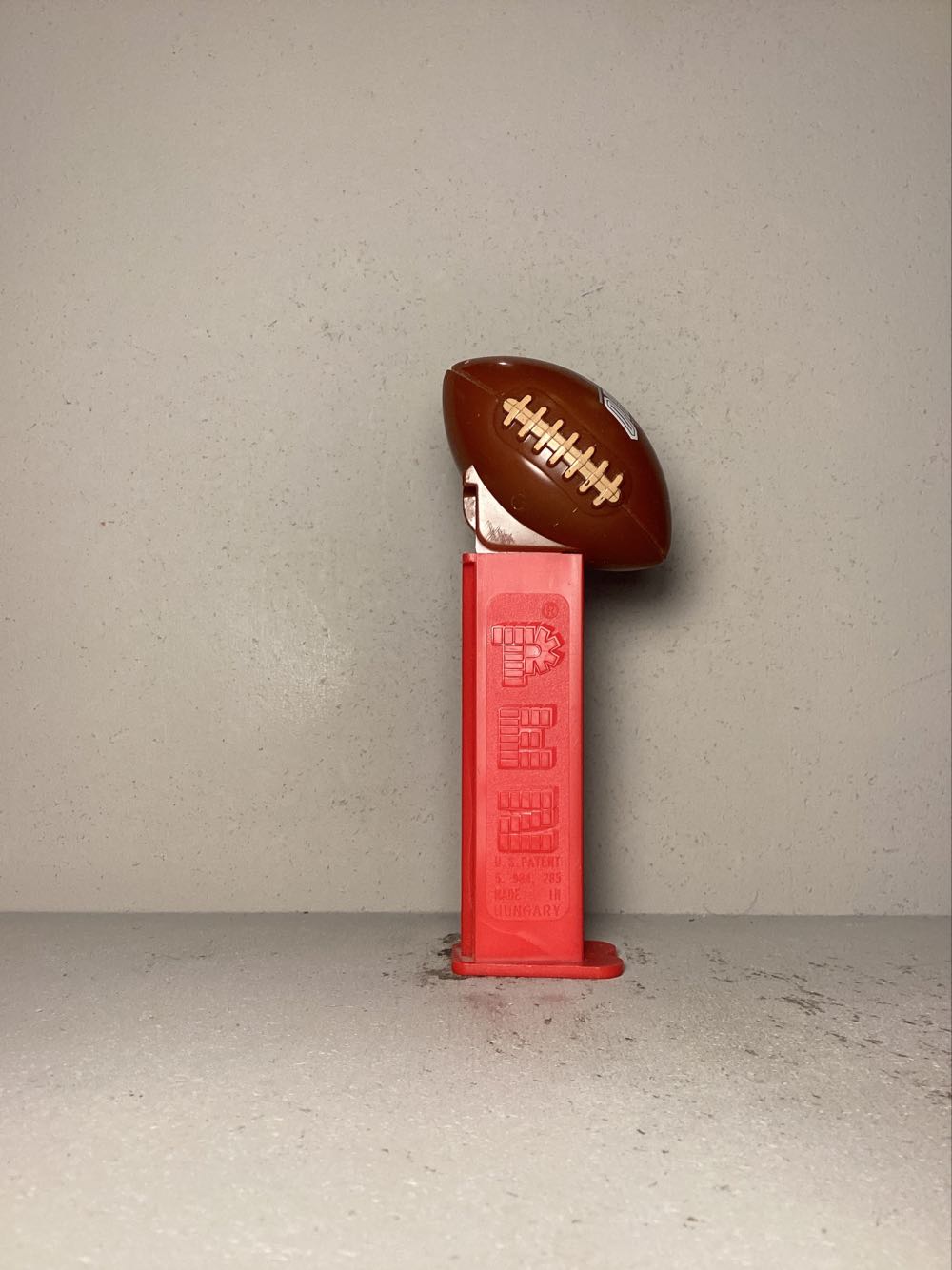 Football- NCAA College Football - Sports pez collectible - Main Image 2