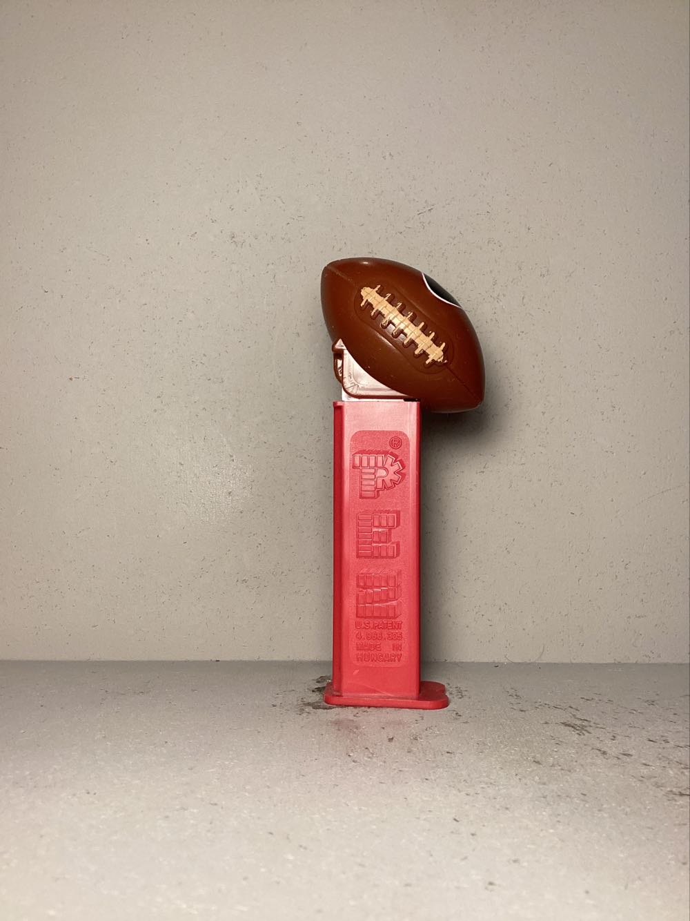 Football- NCAA College Football - Sports pez collectible - Main Image 2