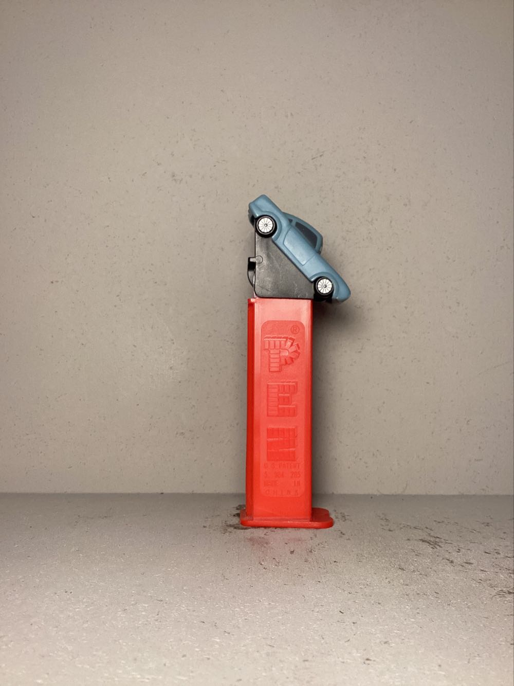 Cars - Finn - Licenced Characters pez collectible - Main Image 2